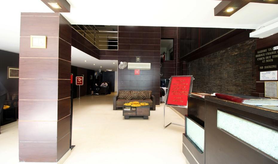 Hotel New Walnut Castle Paharganj ภายนอก รูปภาพ